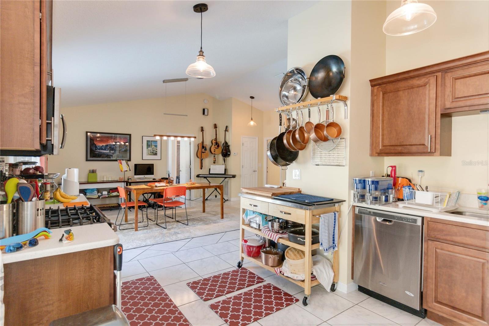 KINGS PARK UNIT 3 - Residential