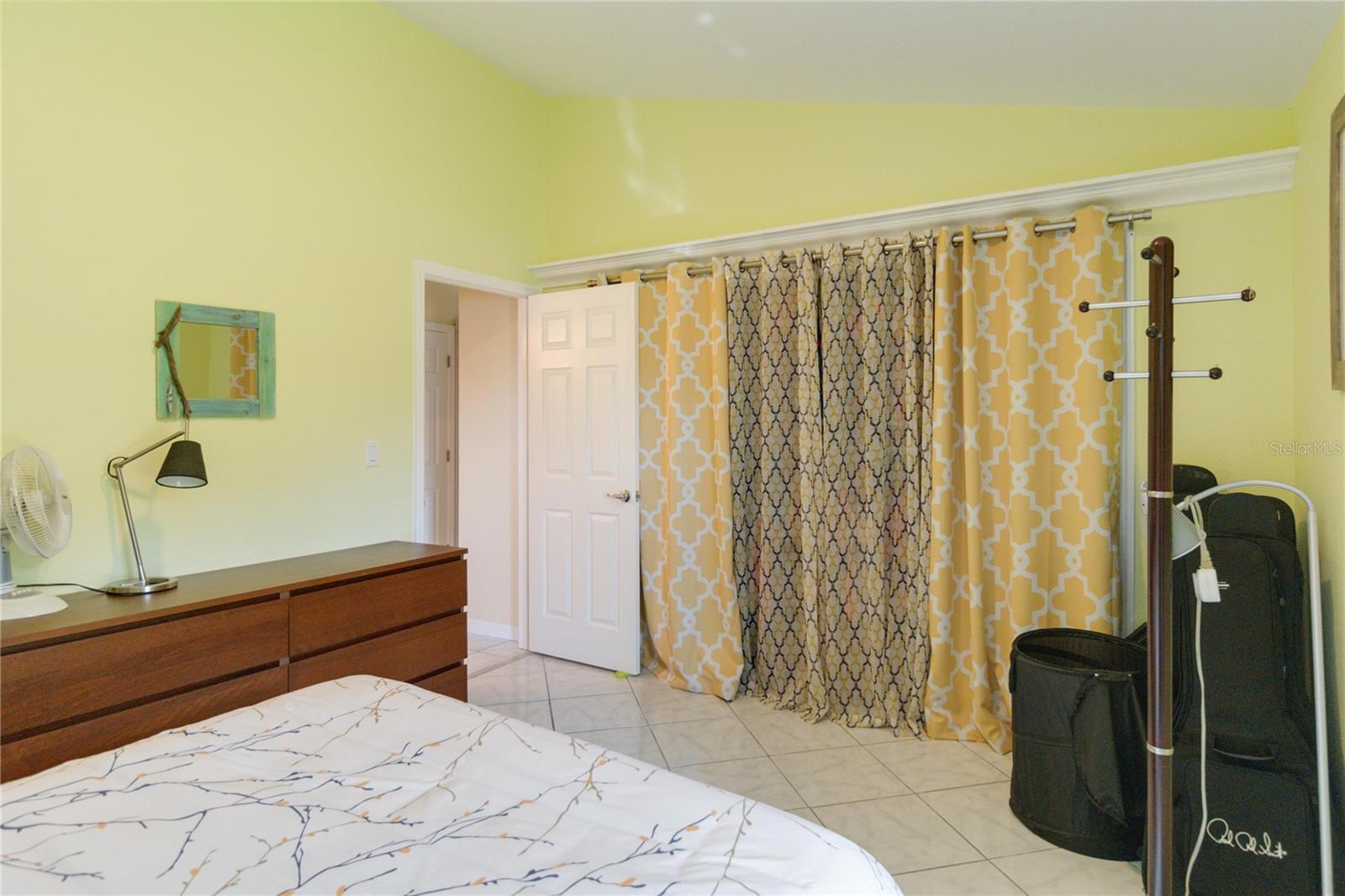 KINGS PARK UNIT 3 - Residential