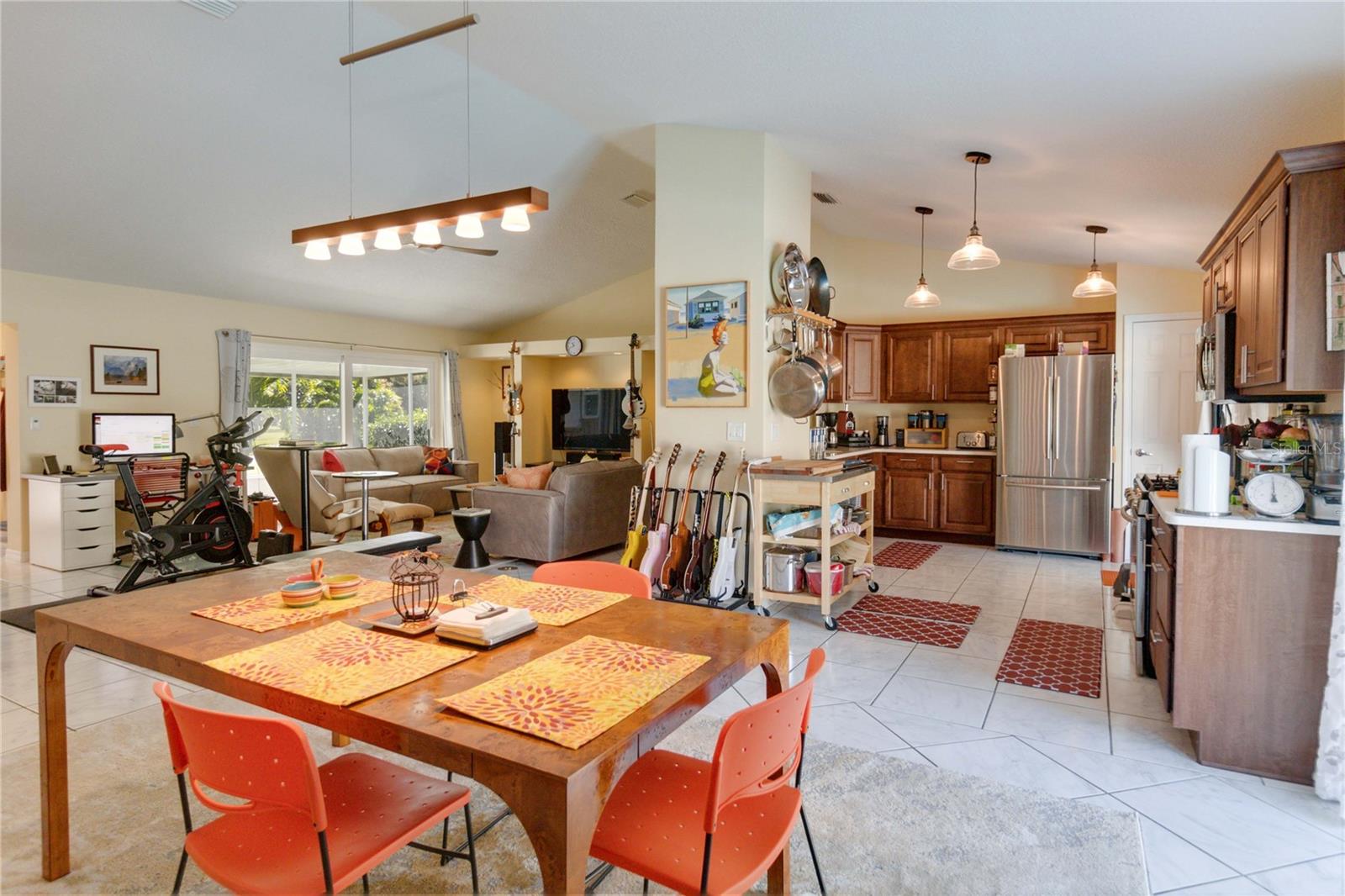 KINGS PARK UNIT 3 - Residential