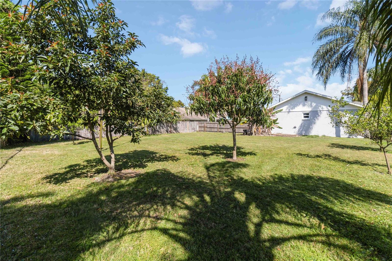 KINGS PARK UNIT 3 - Residential