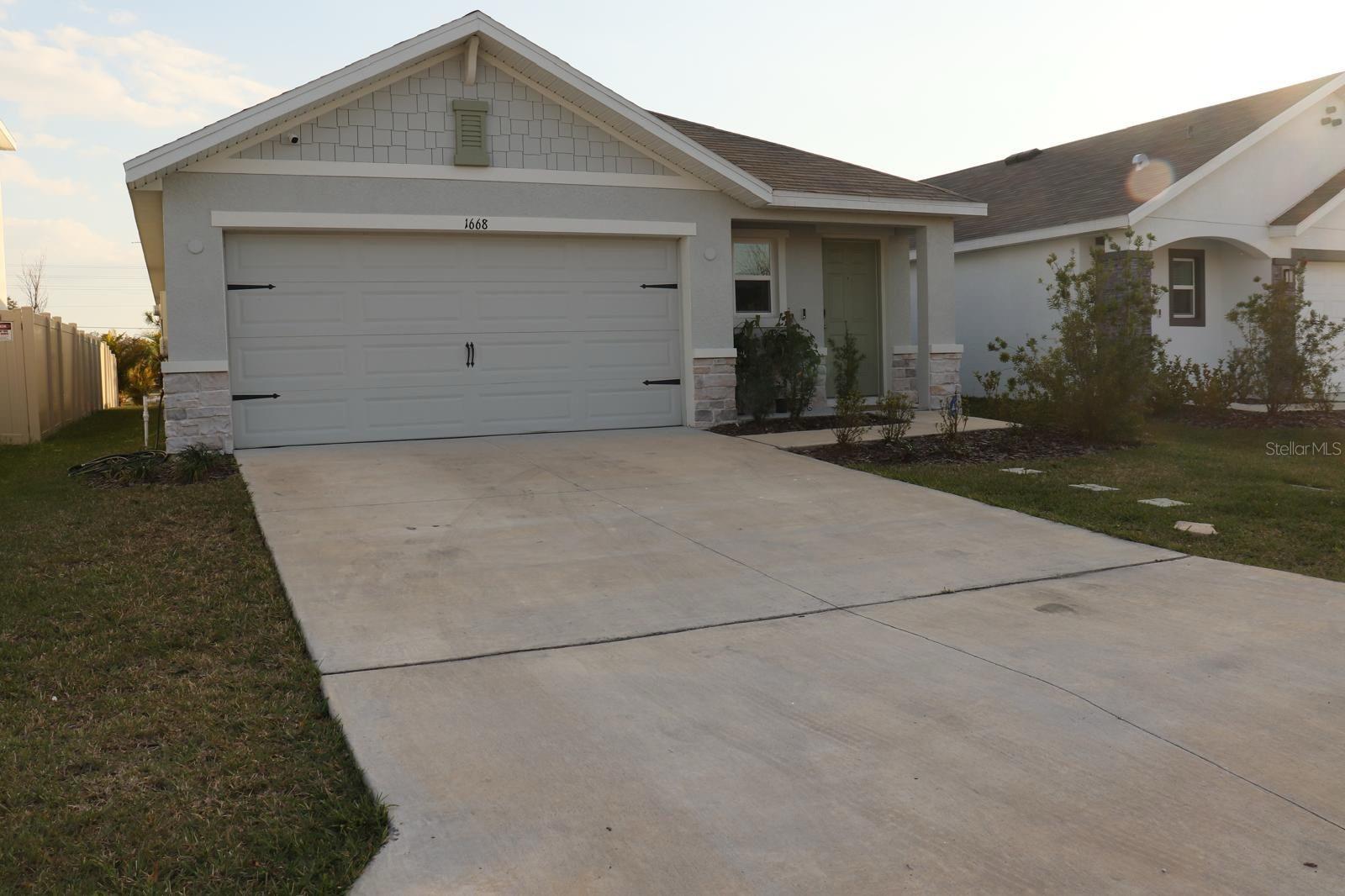 Short Sale. Hurry, Short Sale Opportunity at North Park Isle. House located in the Plant City, right off San Allen Rd and North Park Rd, easy access to I-4 between Tampa and Orlando, you will find endless entertainment options within both of the major surrounding cities, while enjoying a quiet, rural. North Park Isle features DR Horton series homes that include extended tile in the main living and dining area, a stainless-steel appliance package, granite countertops in the Kitchen, all concrete block construction. Don't miss the opportunity to make this beautiful house your new home. This is a Short Sale, final price a subject to a 3rd PARTY APPROVAL. Property is leased to Multiple Tenants.