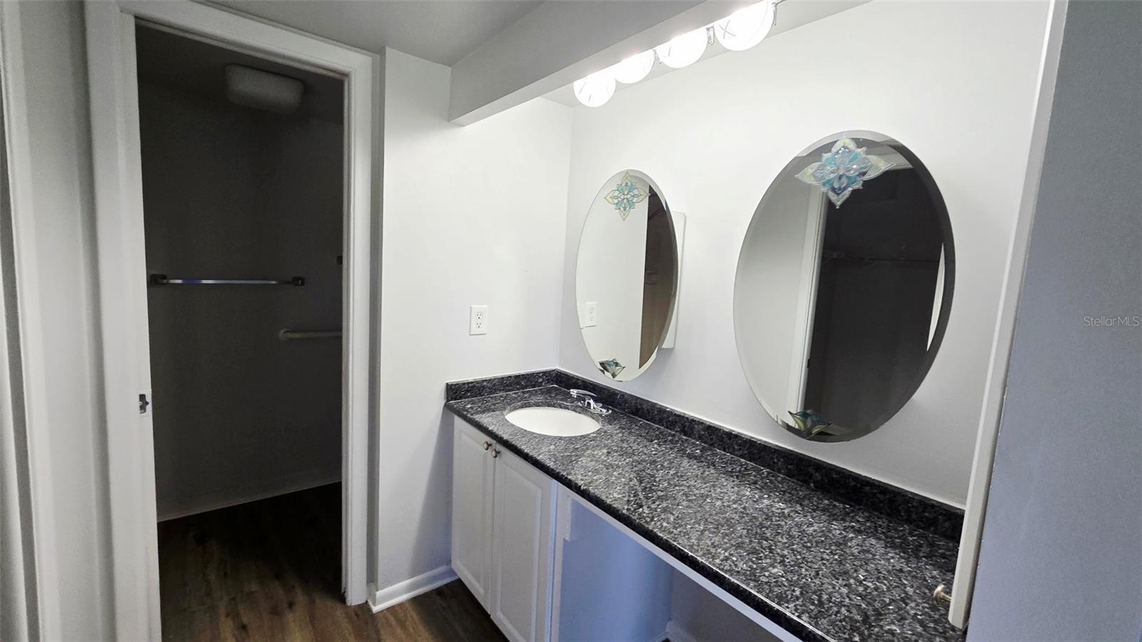 CARROLLWOOD VILLAGE GREENFIELD - Residential