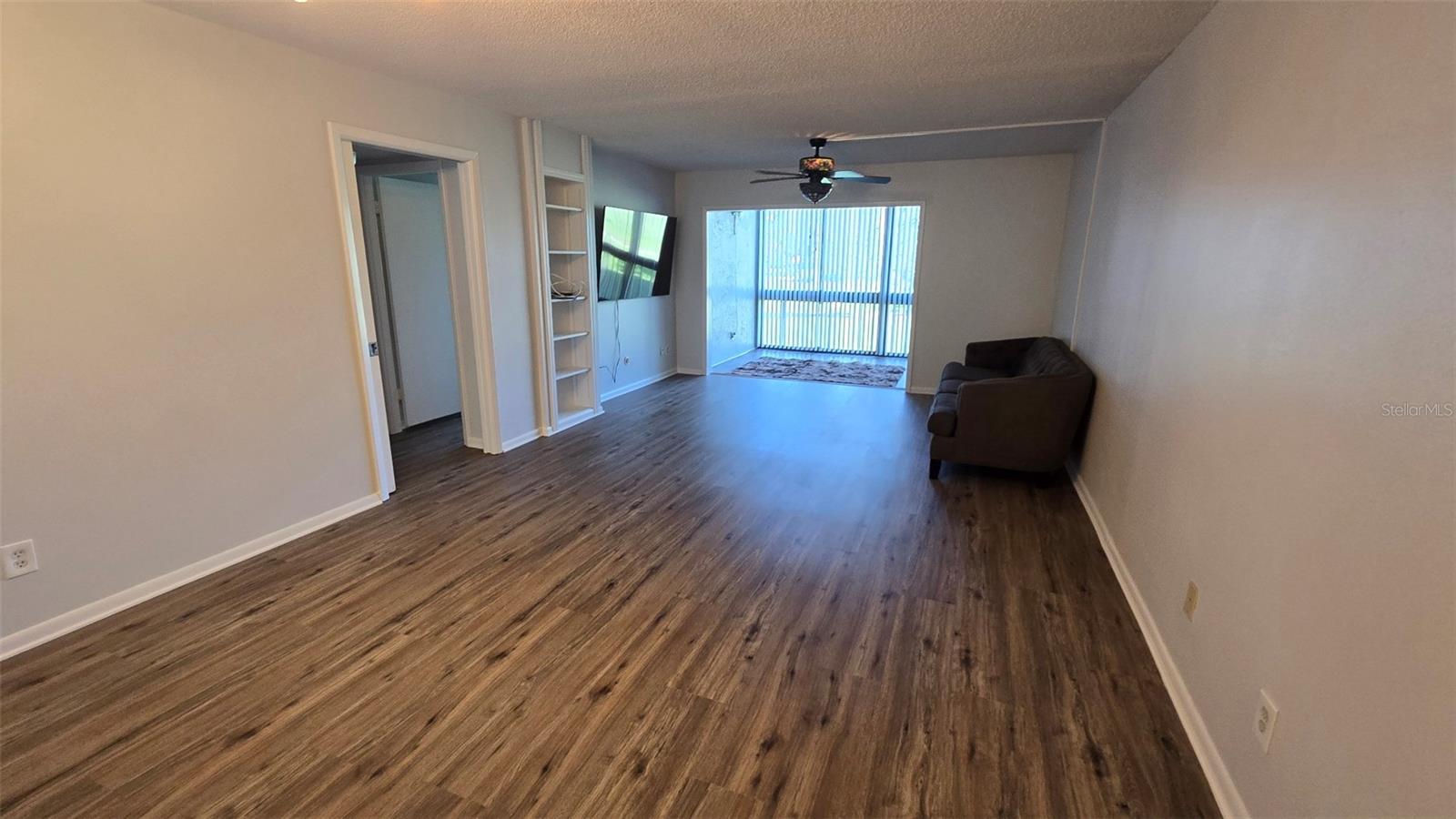 CARROLLWOOD VILLAGE GREENFIELD - Residential