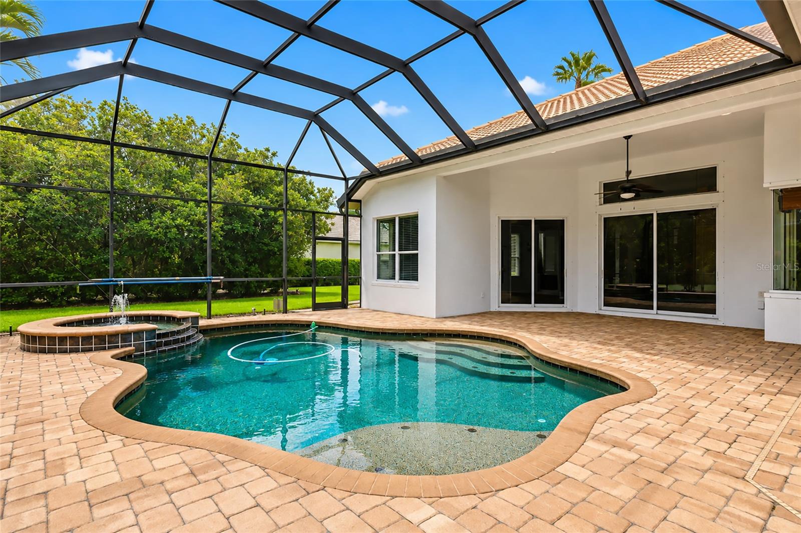 COUNTRY MEADOWS PH I - Residential