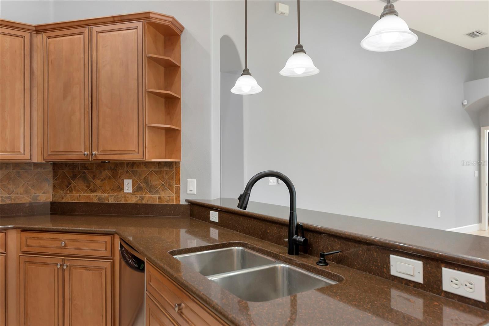 COUNTRY MEADOWS PH I - Residential