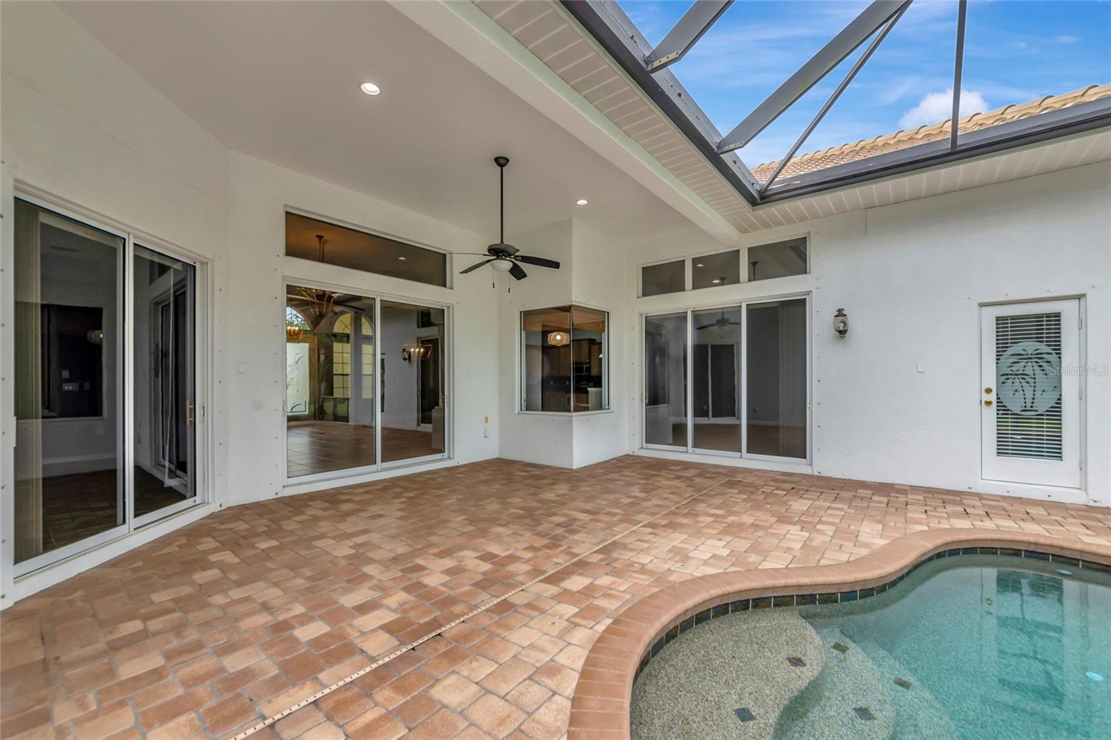 COUNTRY MEADOWS PH I - Residential