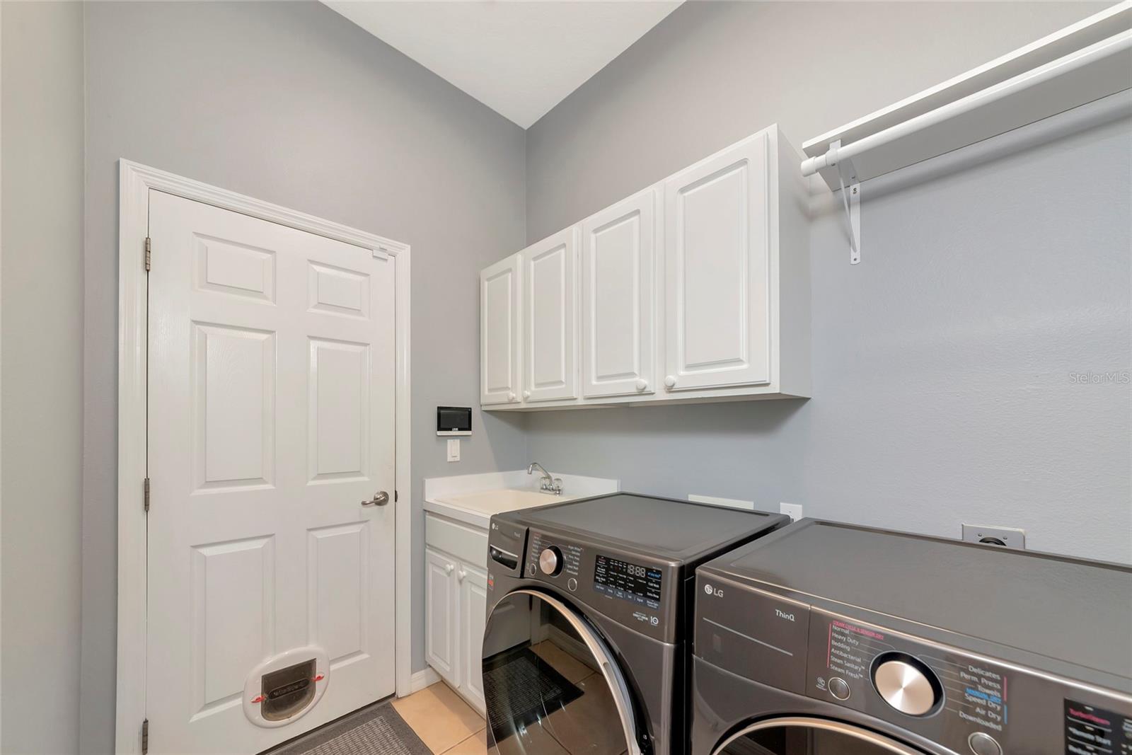 COUNTRY MEADOWS PH I - Residential