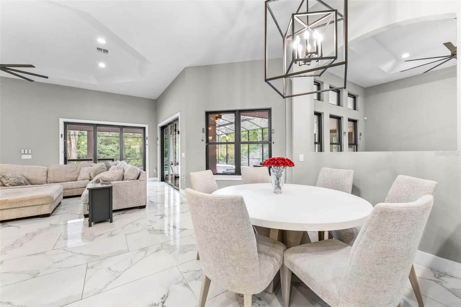 RAVENSBROOK - Residential