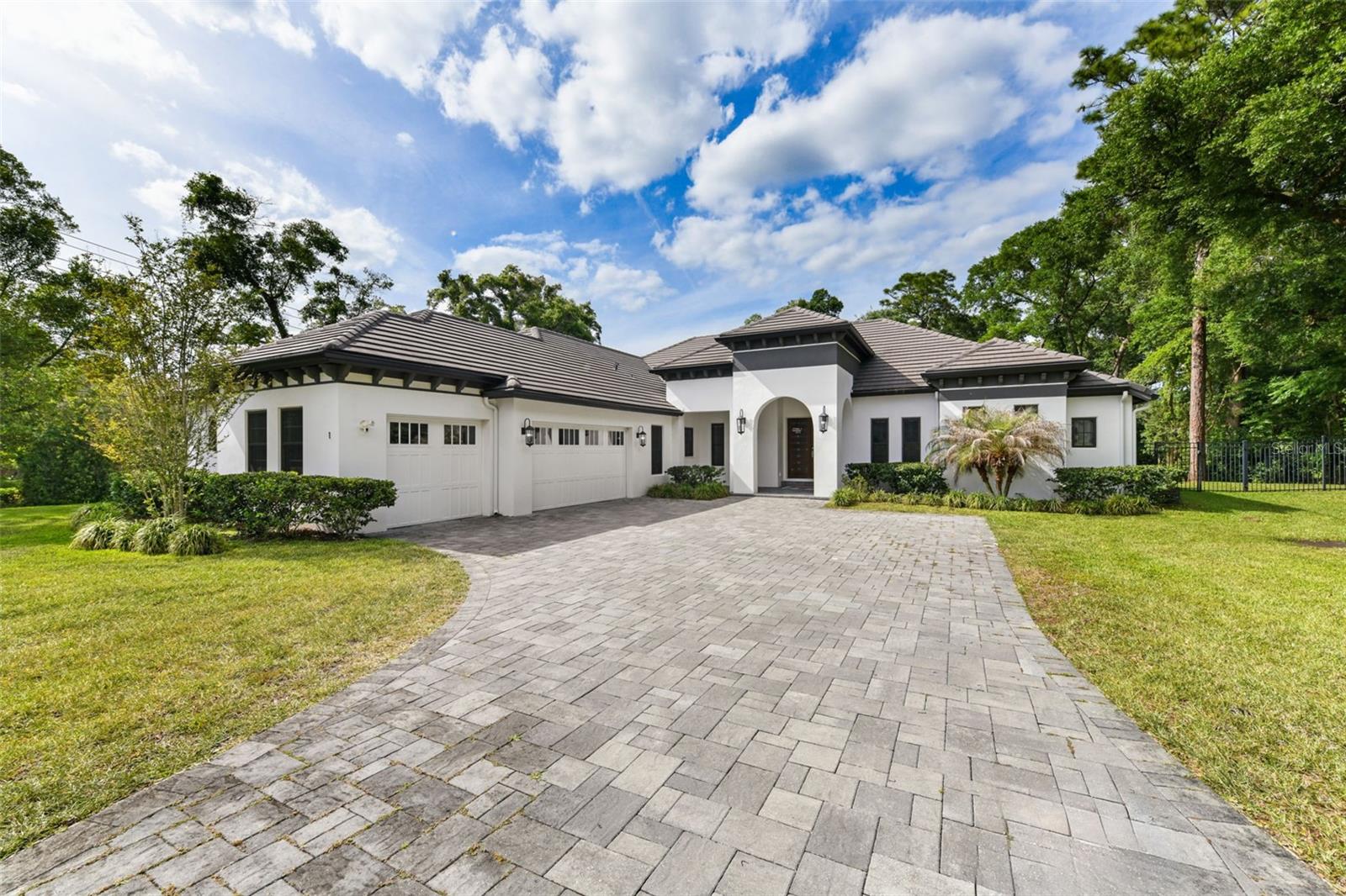RAVENSBROOK - Residential