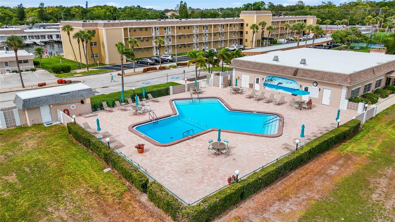 BOCA CIEGA POINT EAST - Residential
