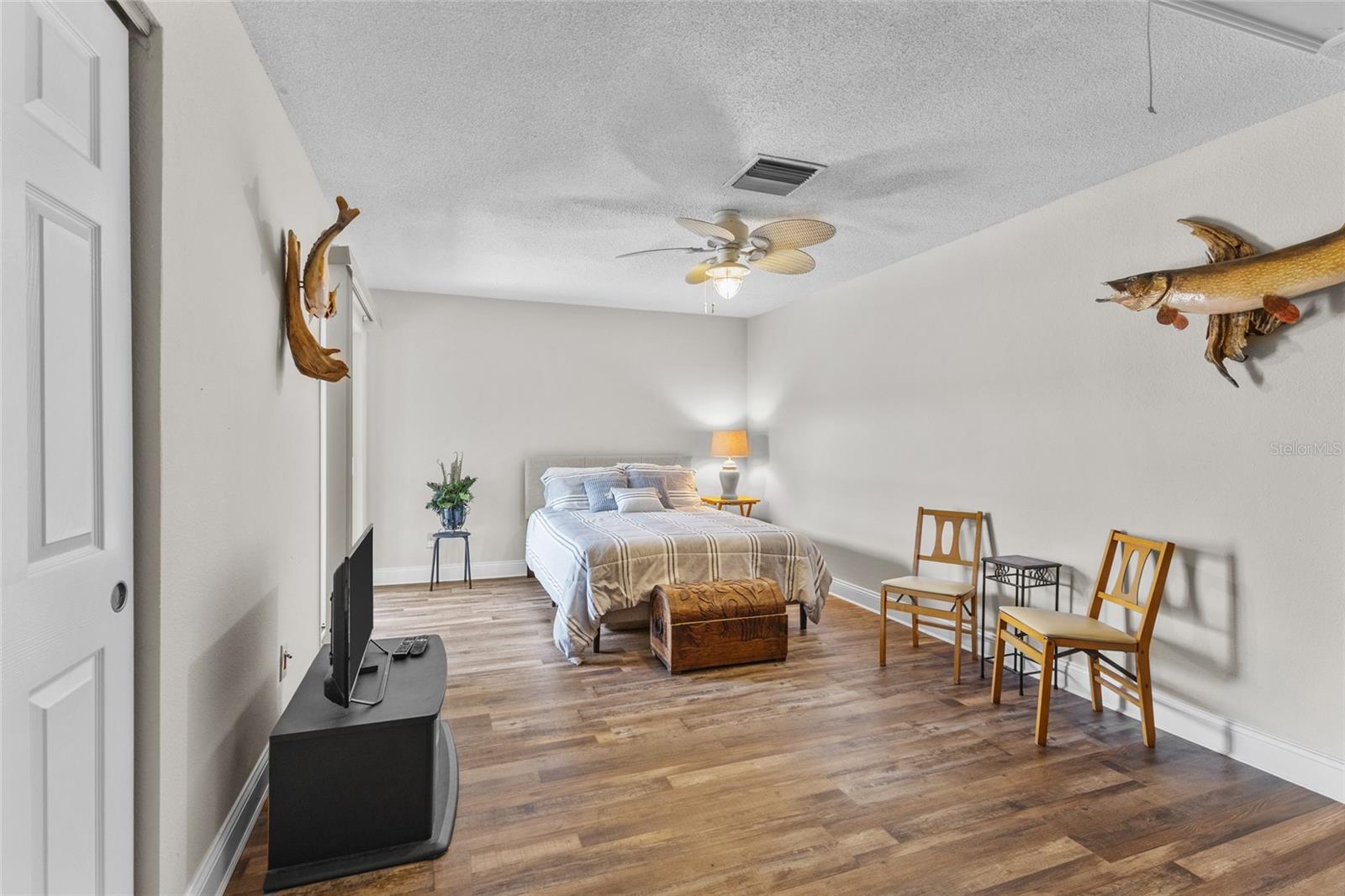BOCA CIEGA POINT EAST - Residential
