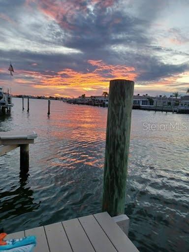 BOCA CIEGA POINT EAST - Residential