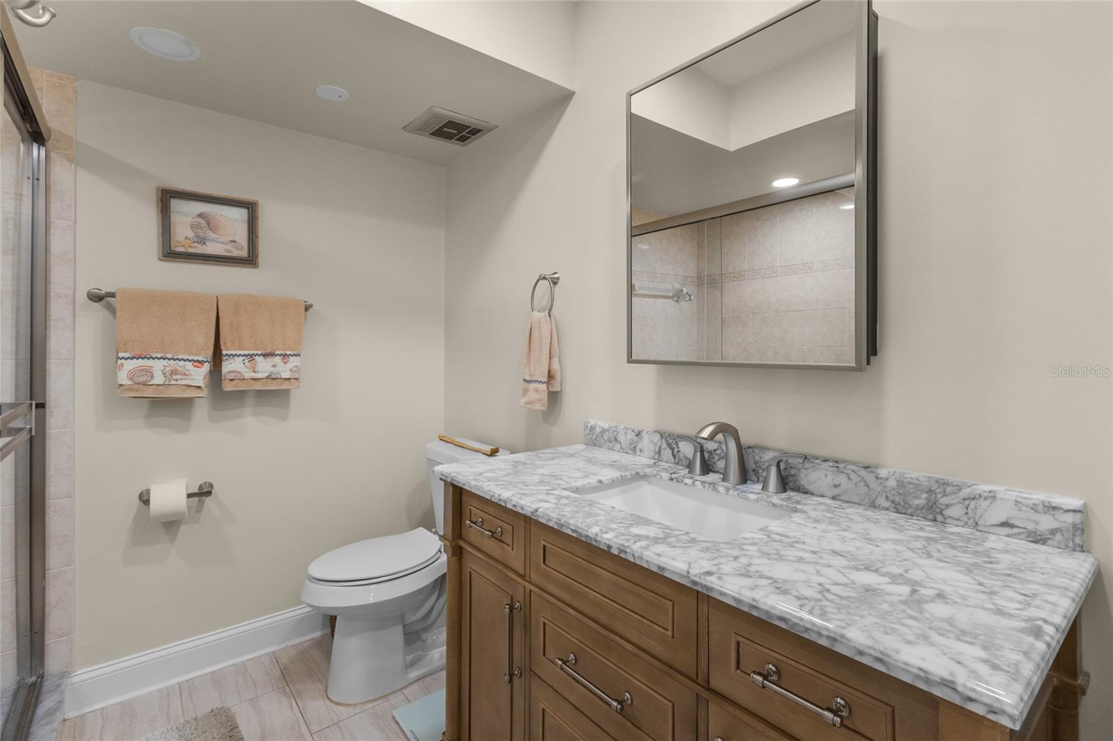 BOCA CIEGA POINT EAST - Residential