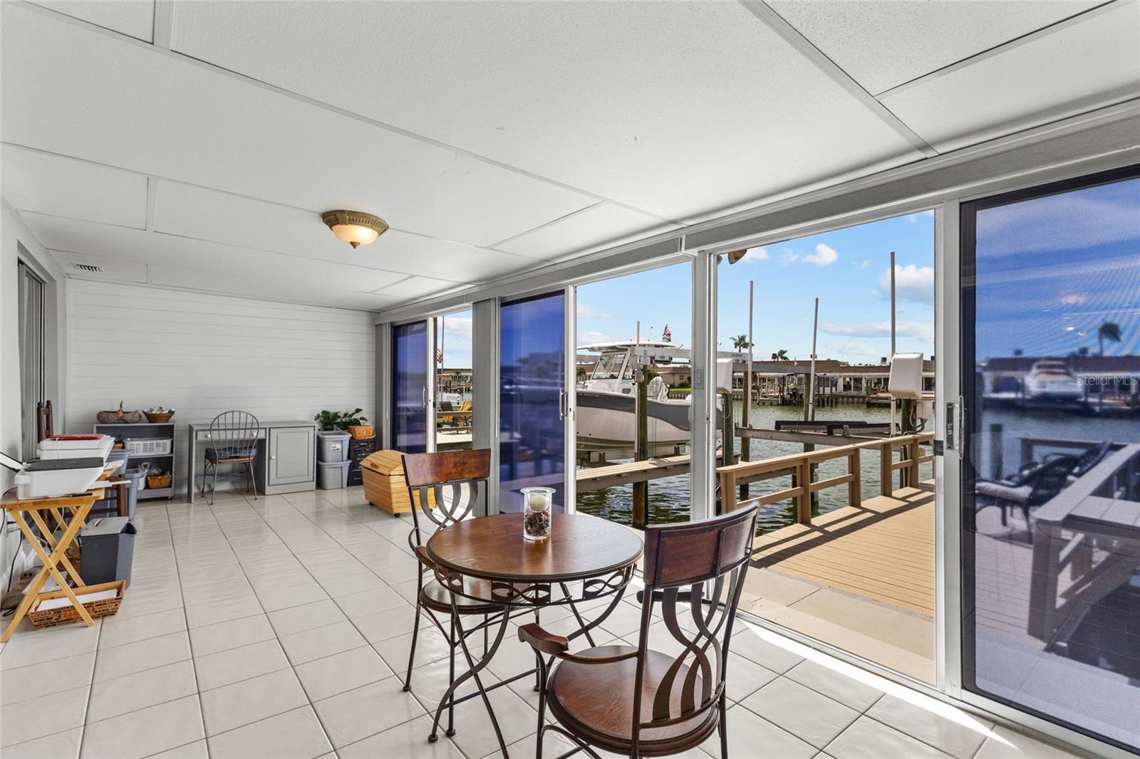 BOCA CIEGA POINT EAST - Residential