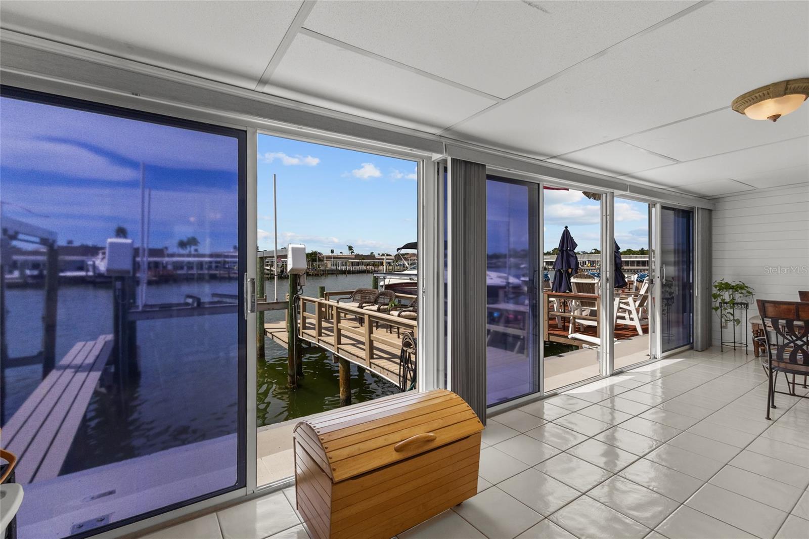 BOCA CIEGA POINT EAST - Residential