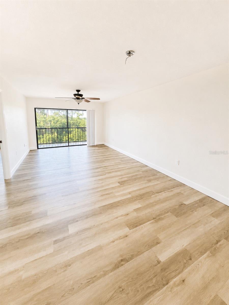 LAKE LOTUS CLUB 5 A CONDO REPLAT - Residential