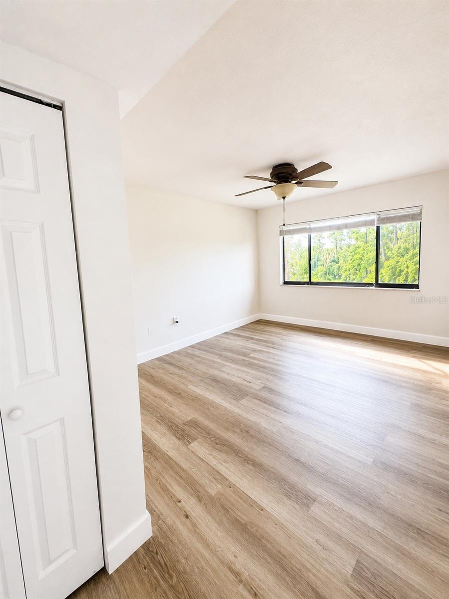 LAKE LOTUS CLUB 5 A CONDO REPLAT - Residential