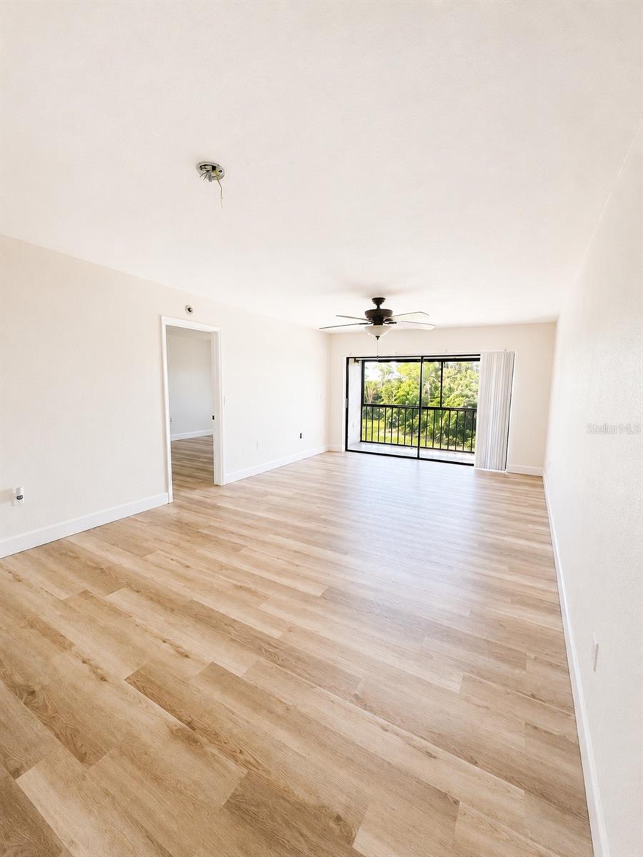 LAKE LOTUS CLUB 5 A CONDO REPLAT - Residential