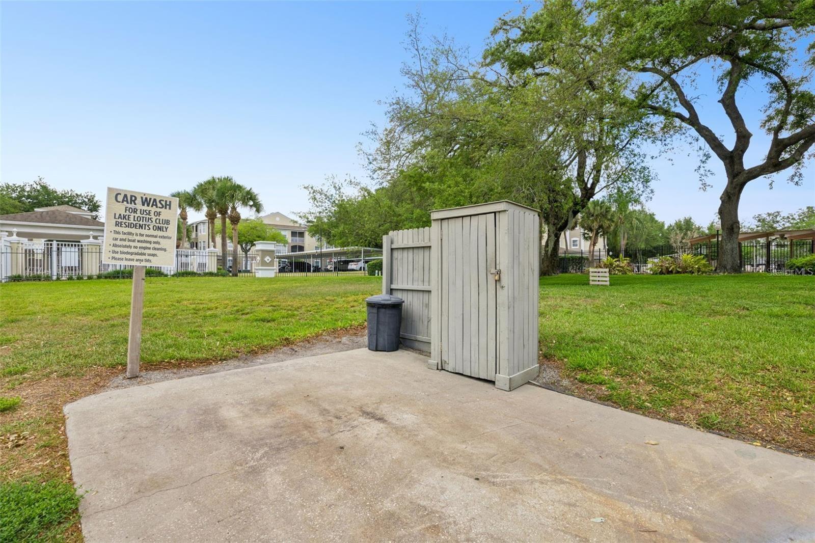 LAKE LOTUS CLUB 5 A CONDO REPLAT - Residential