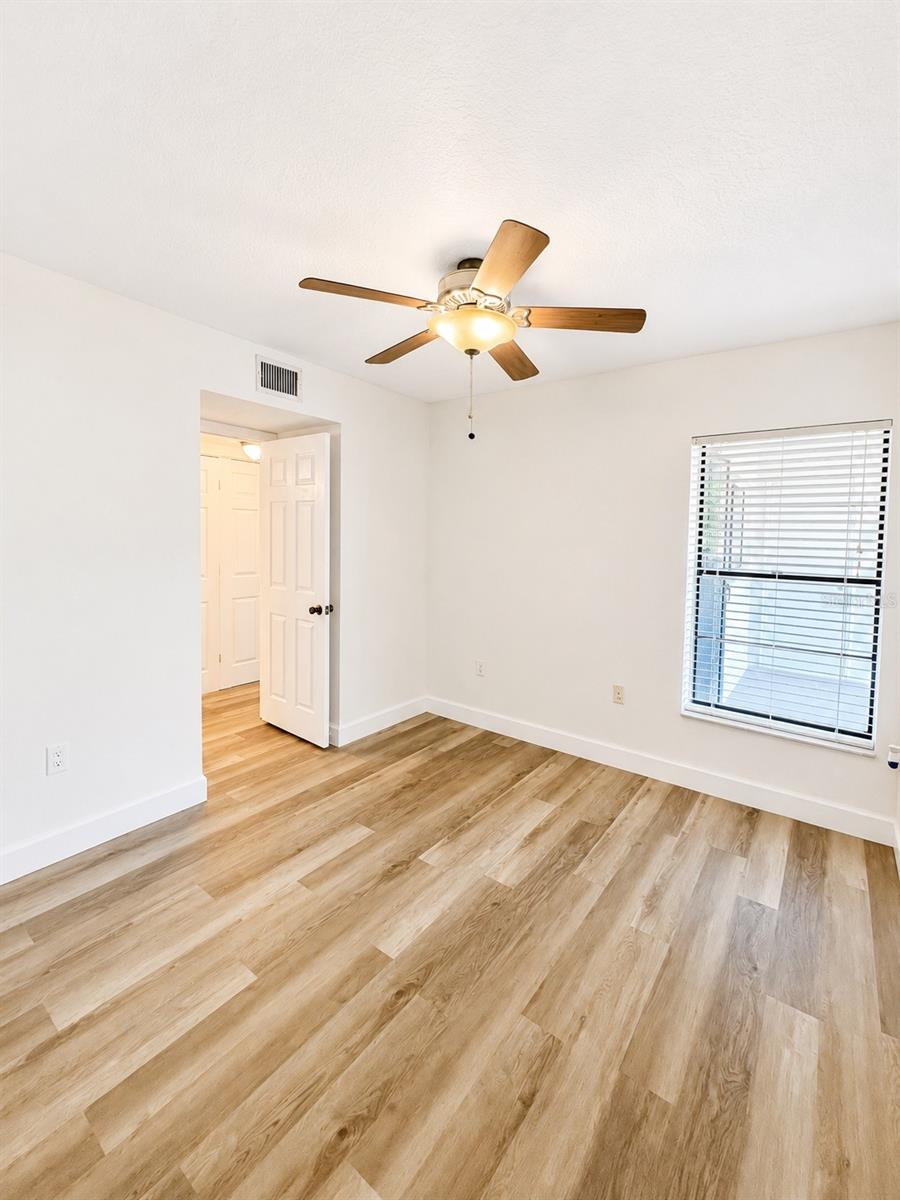 LAKE LOTUS CLUB 5 A CONDO REPLAT - Residential