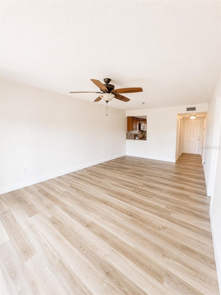 LAKE LOTUS CLUB 5 A CONDO REPLAT - Residential