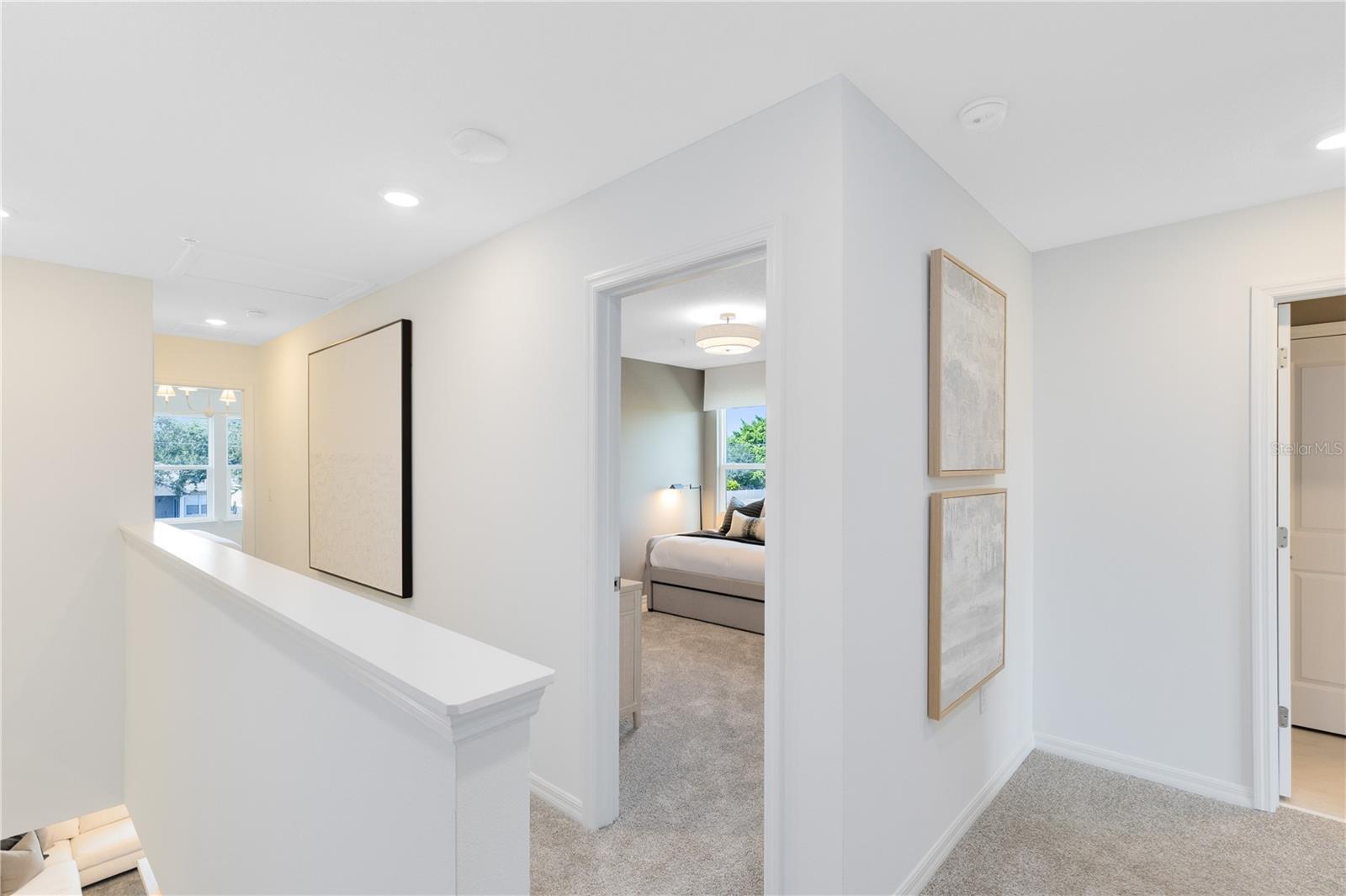 HARBOR SQUARE - Residential