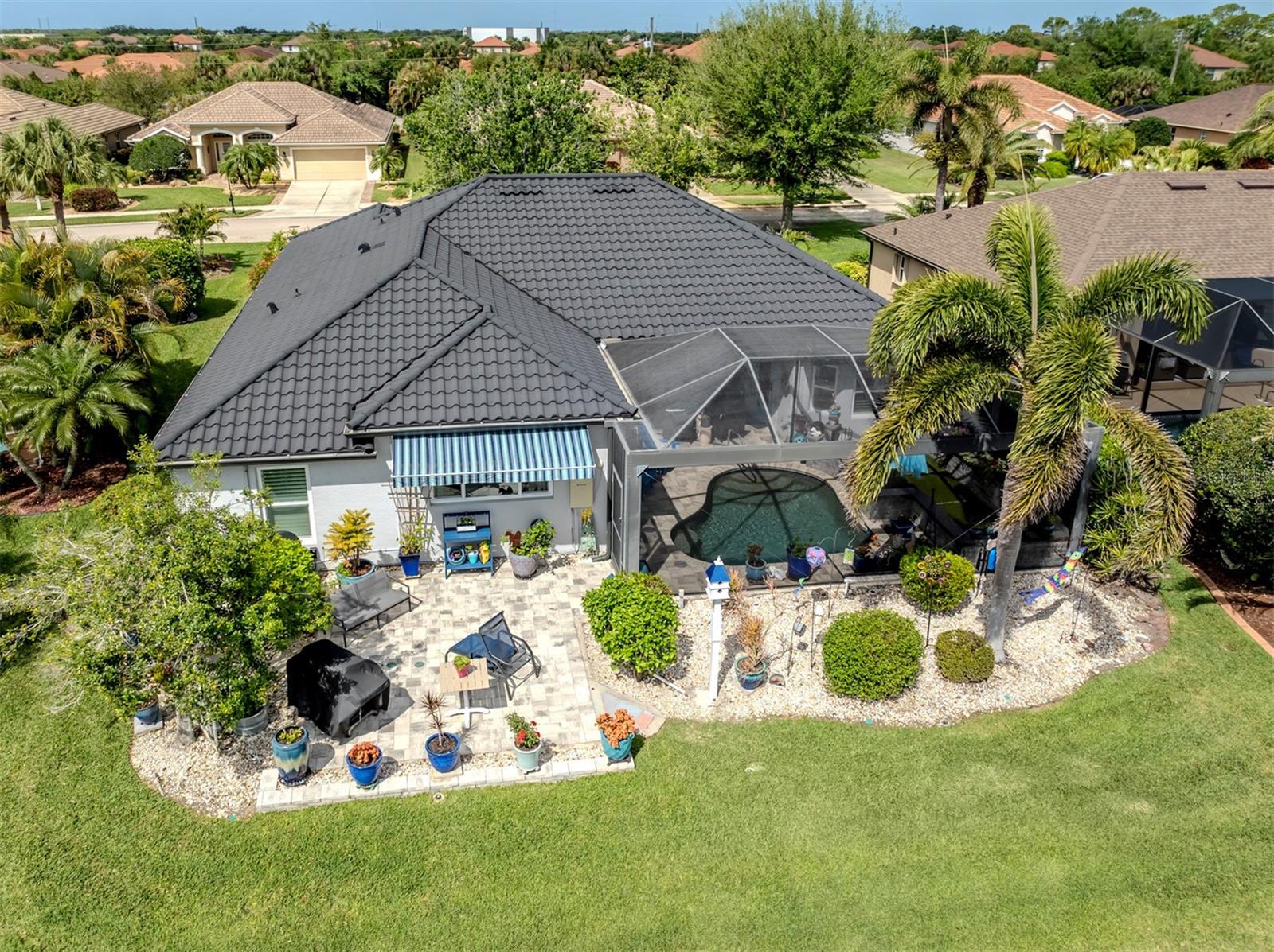 BLUE HERON POND - Residential