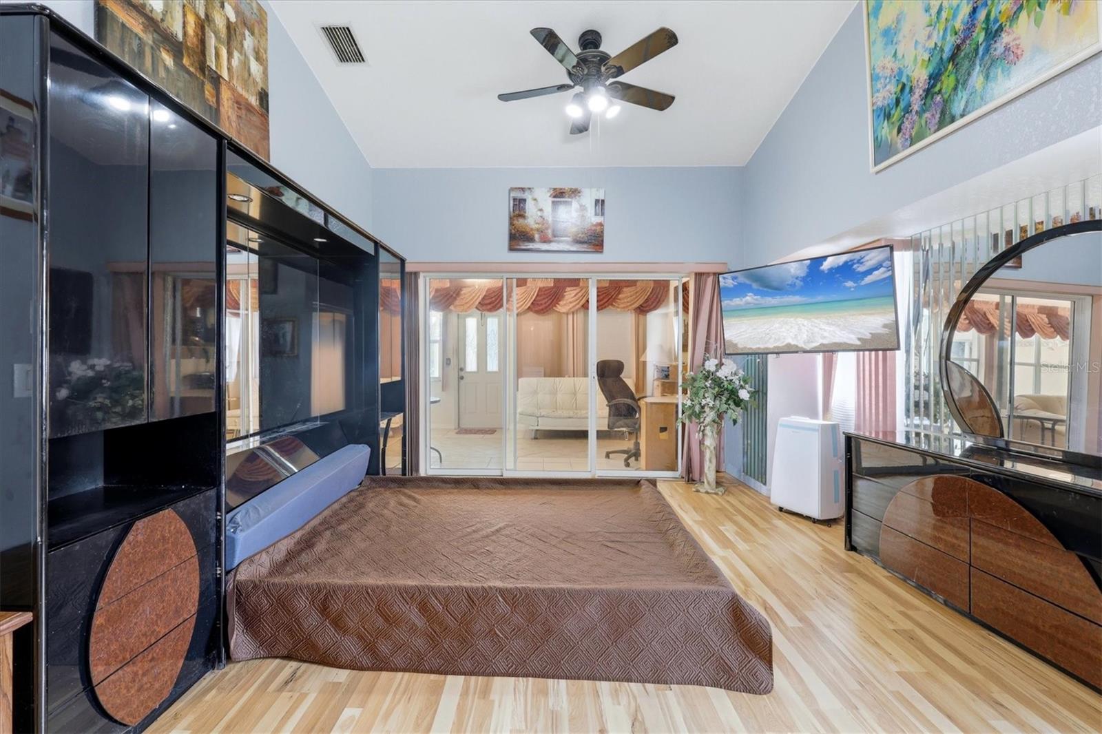 WARM MINERAL SPGS - Residential