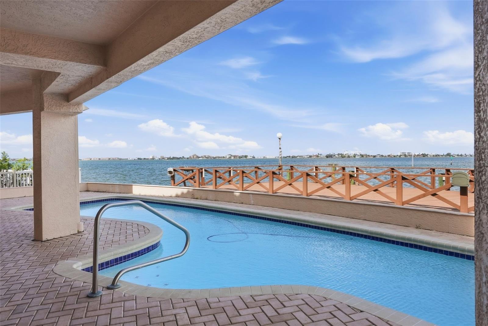 SKIMMER POINT PH III - Residential