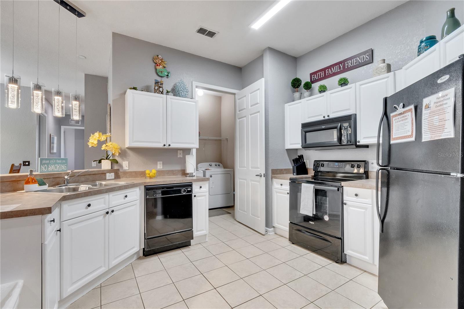 TERRACE RIDGE AT TOWN CENTER EAST CONDO - Residential