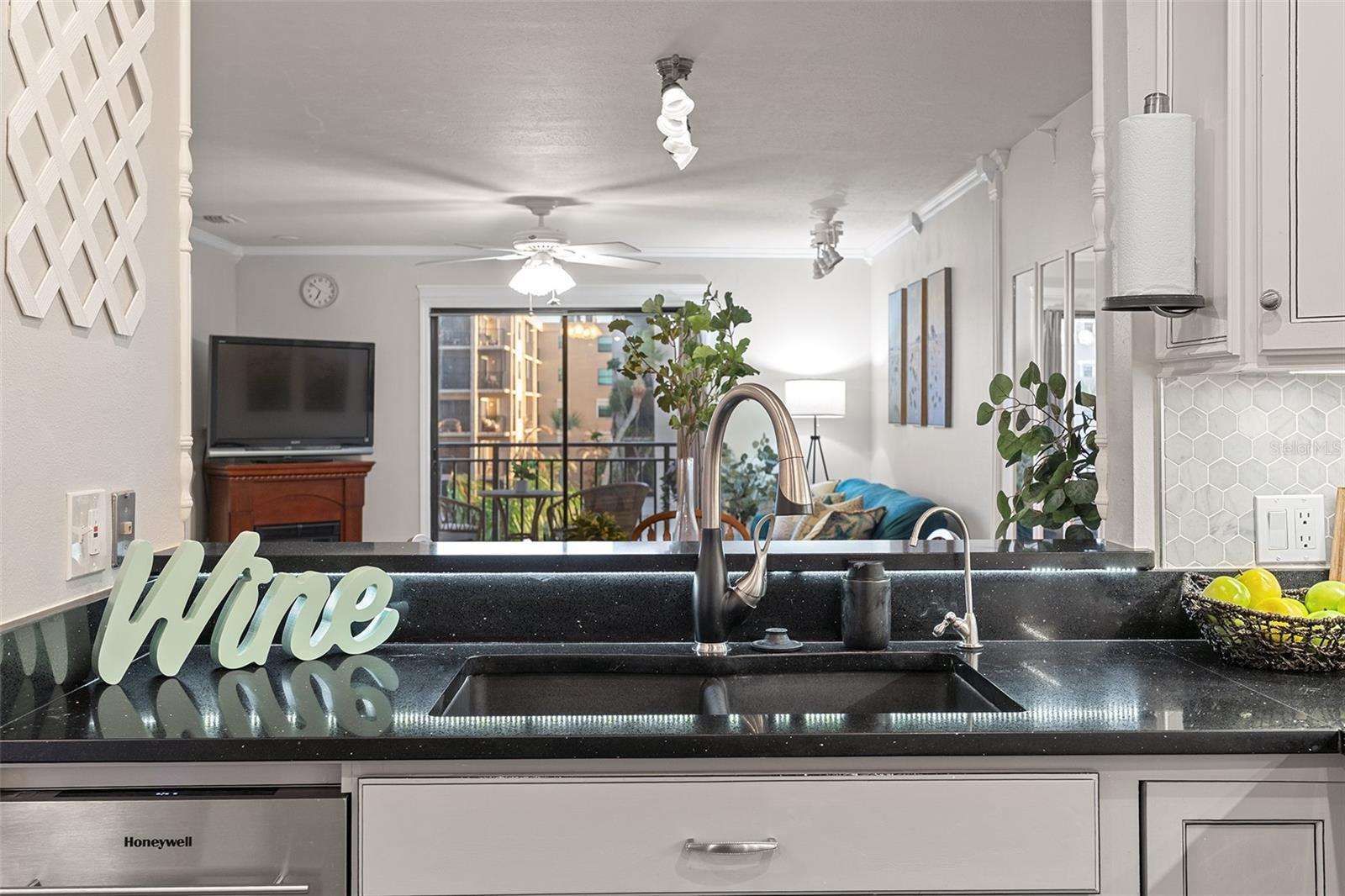 CANAVERAL BAY CONDO PH VIII - Residential