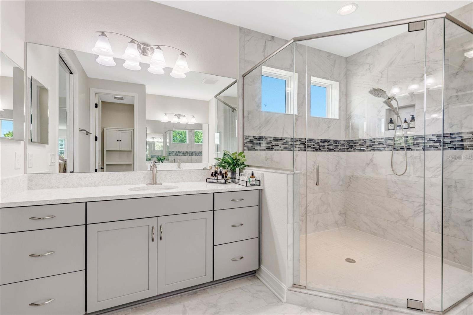 HIXON PRESERVE - Residential