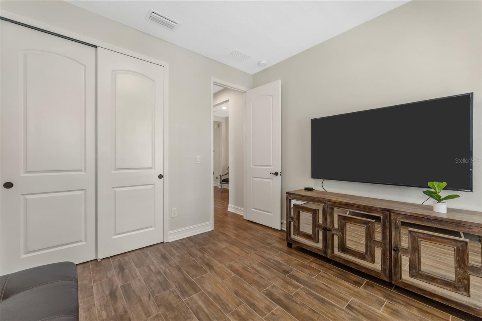 HIXON PRESERVE - Residential