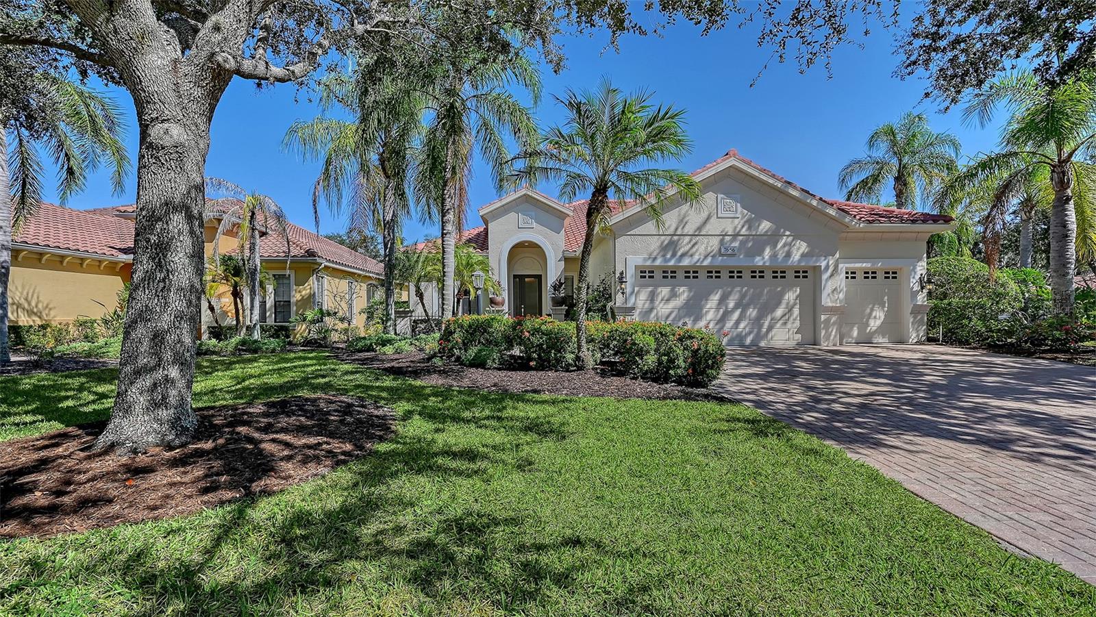 LAKEWOOD RANCH COUNTRY CLUB VILLAGE EE 2A-2E - Residential
