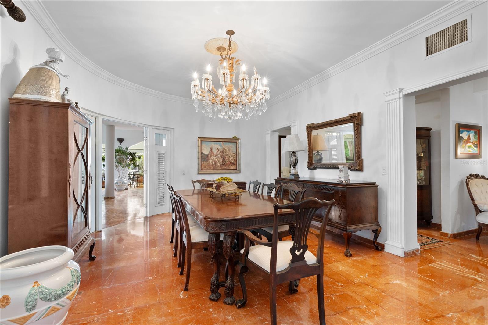 VILLA CAPARRA - Residential