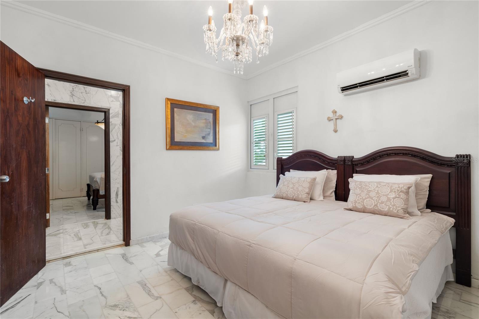VILLA CAPARRA - Residential