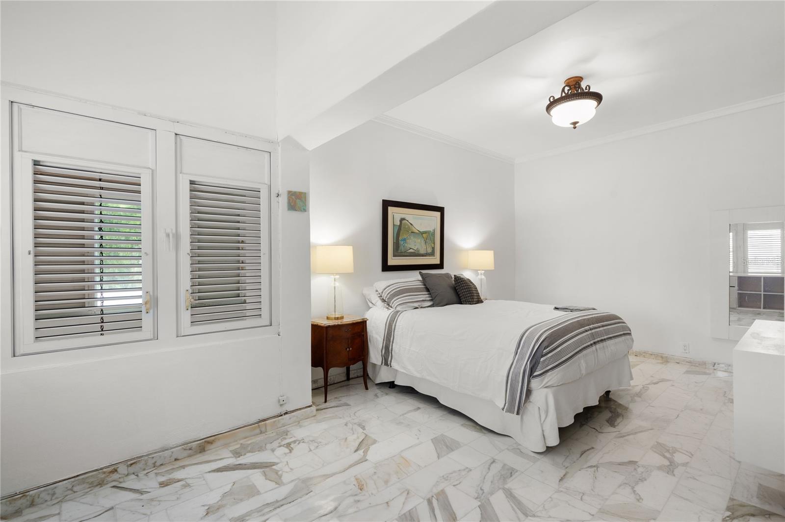 VILLA CAPARRA - Residential