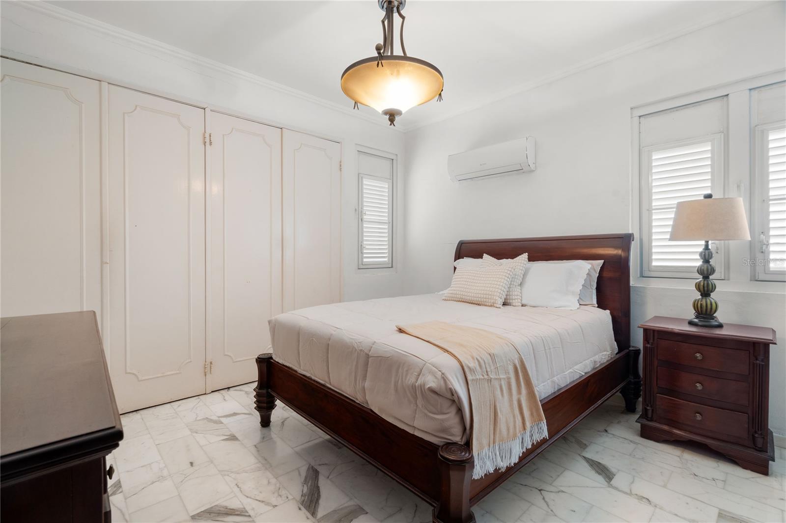 VILLA CAPARRA - Residential