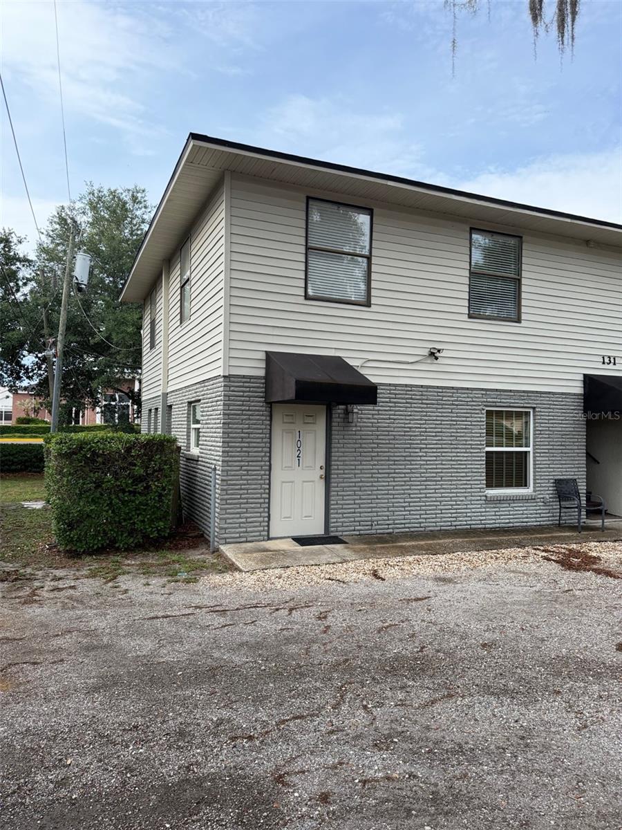 ALEXANDRIA OR OVIEDO - Commercial Sale