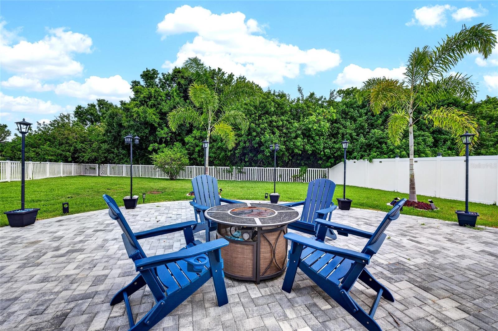 KINGSFIELD LAKES PH 2 - Residential