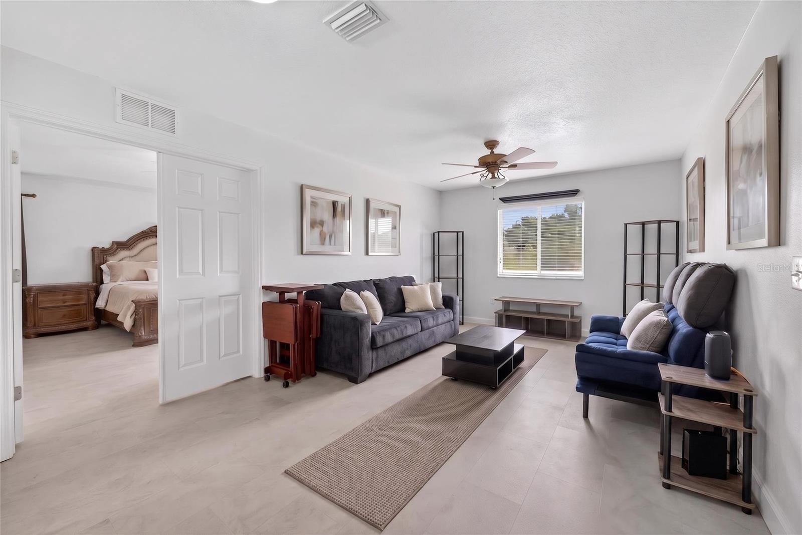 KINGSFIELD LAKES PH 2 - Residential