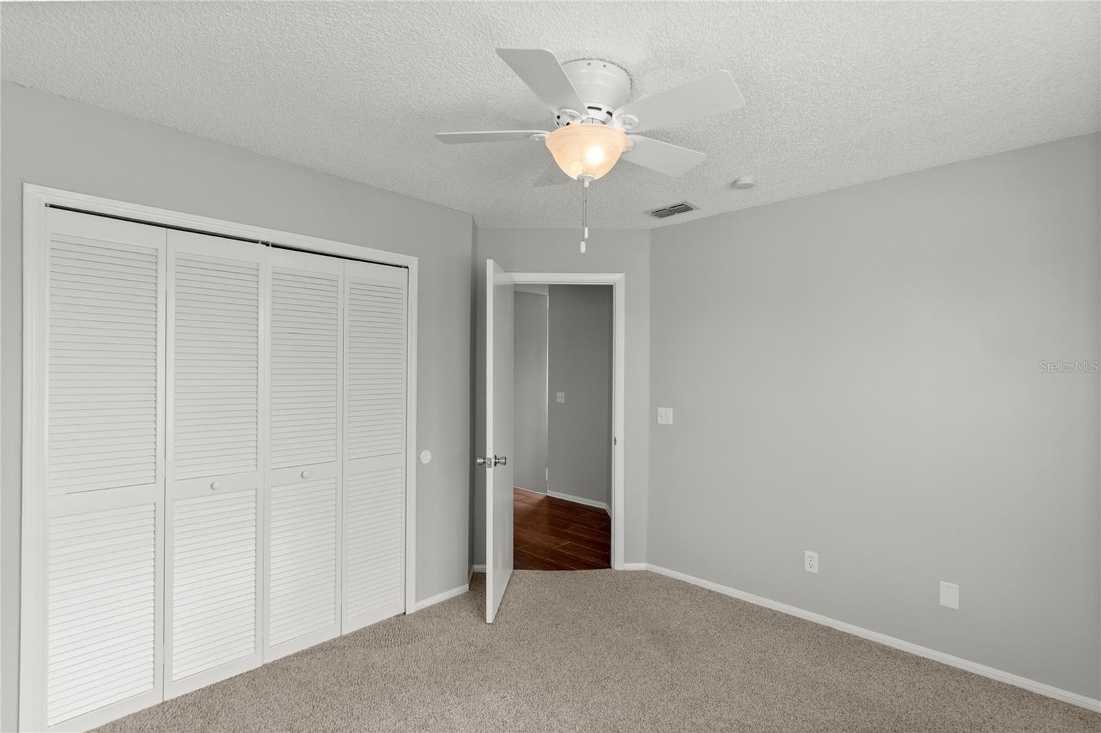 SUTTON RIDGE PH 3 UT 4 - Residential