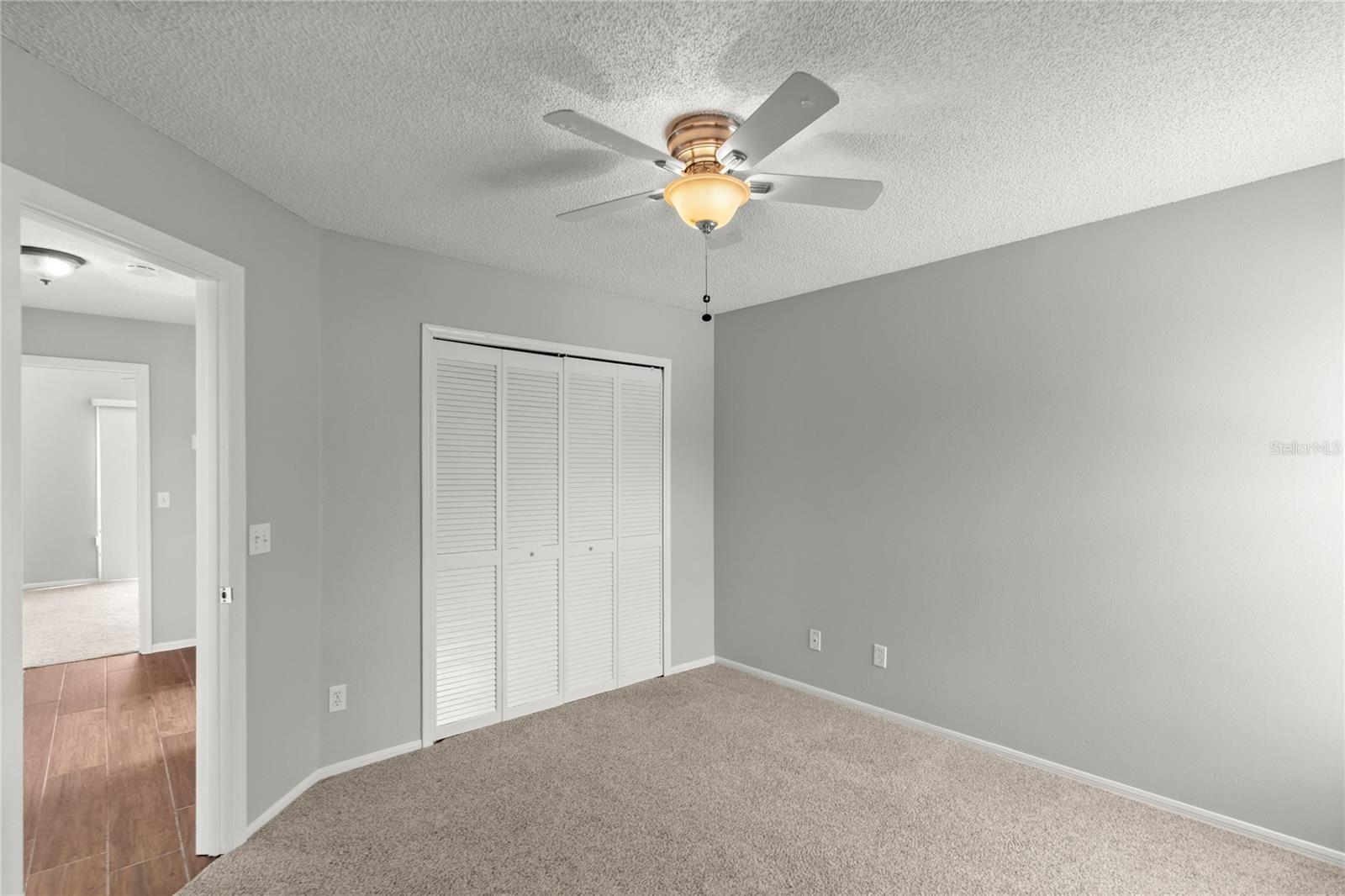 SUTTON RIDGE PH 3 UT 4 - Residential