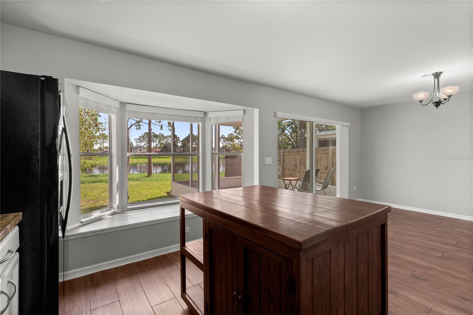 SUTTON RIDGE PH 3 UT 4 - Residential