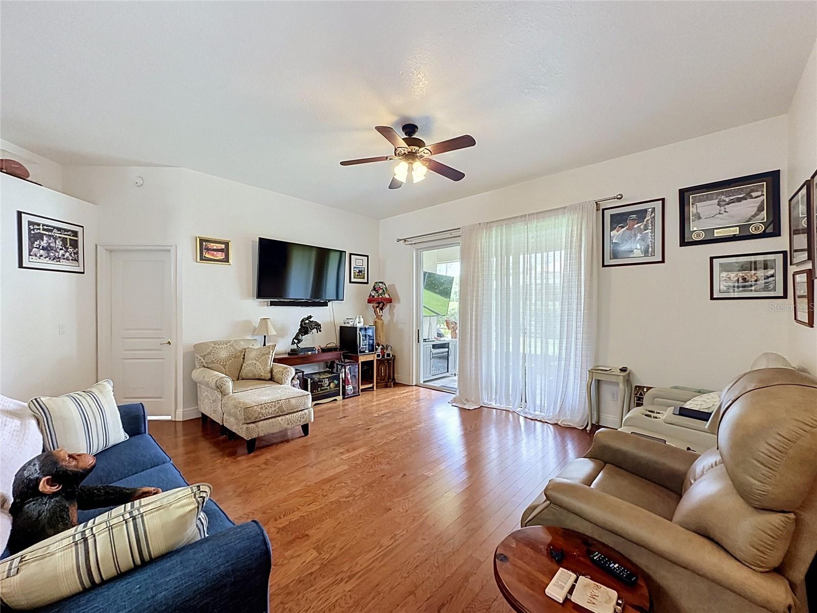 KINGS RIDGE - Residential