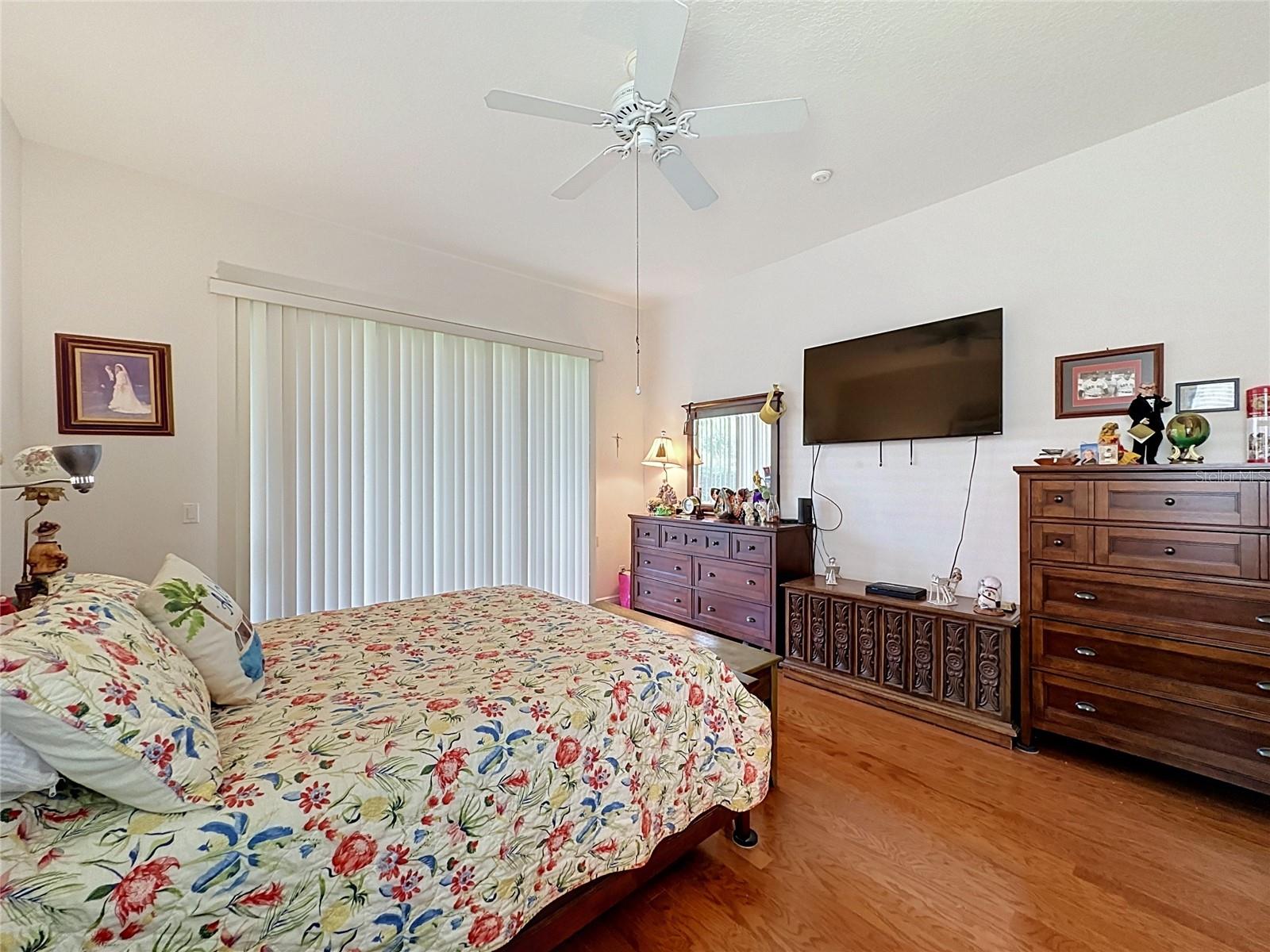 KINGS RIDGE - Residential