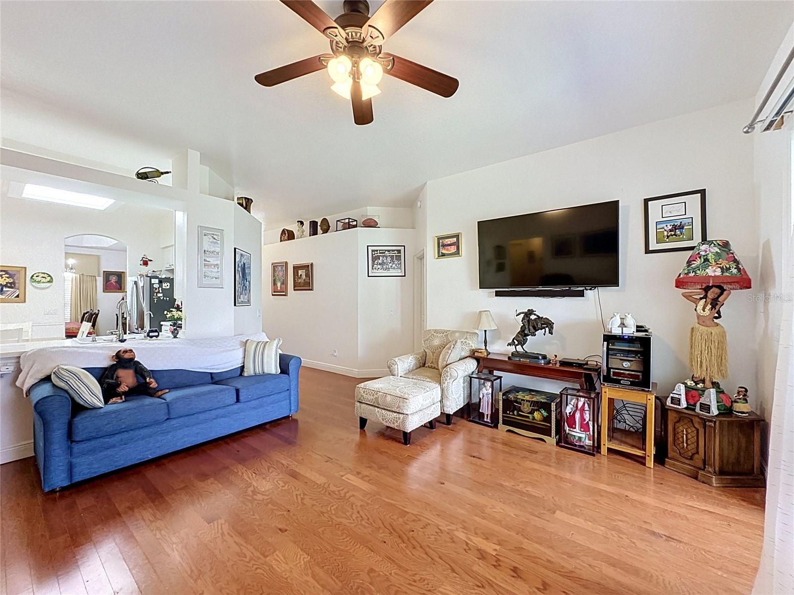 KINGS RIDGE - Residential