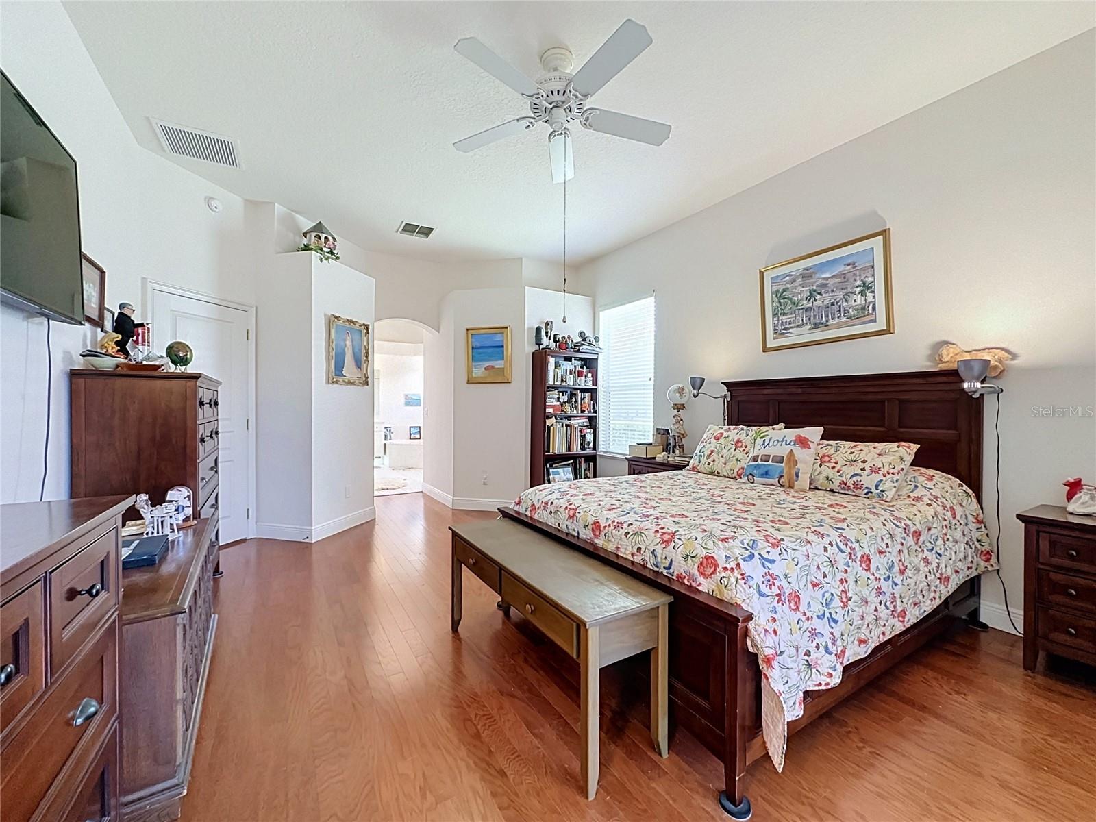 KINGS RIDGE - Residential