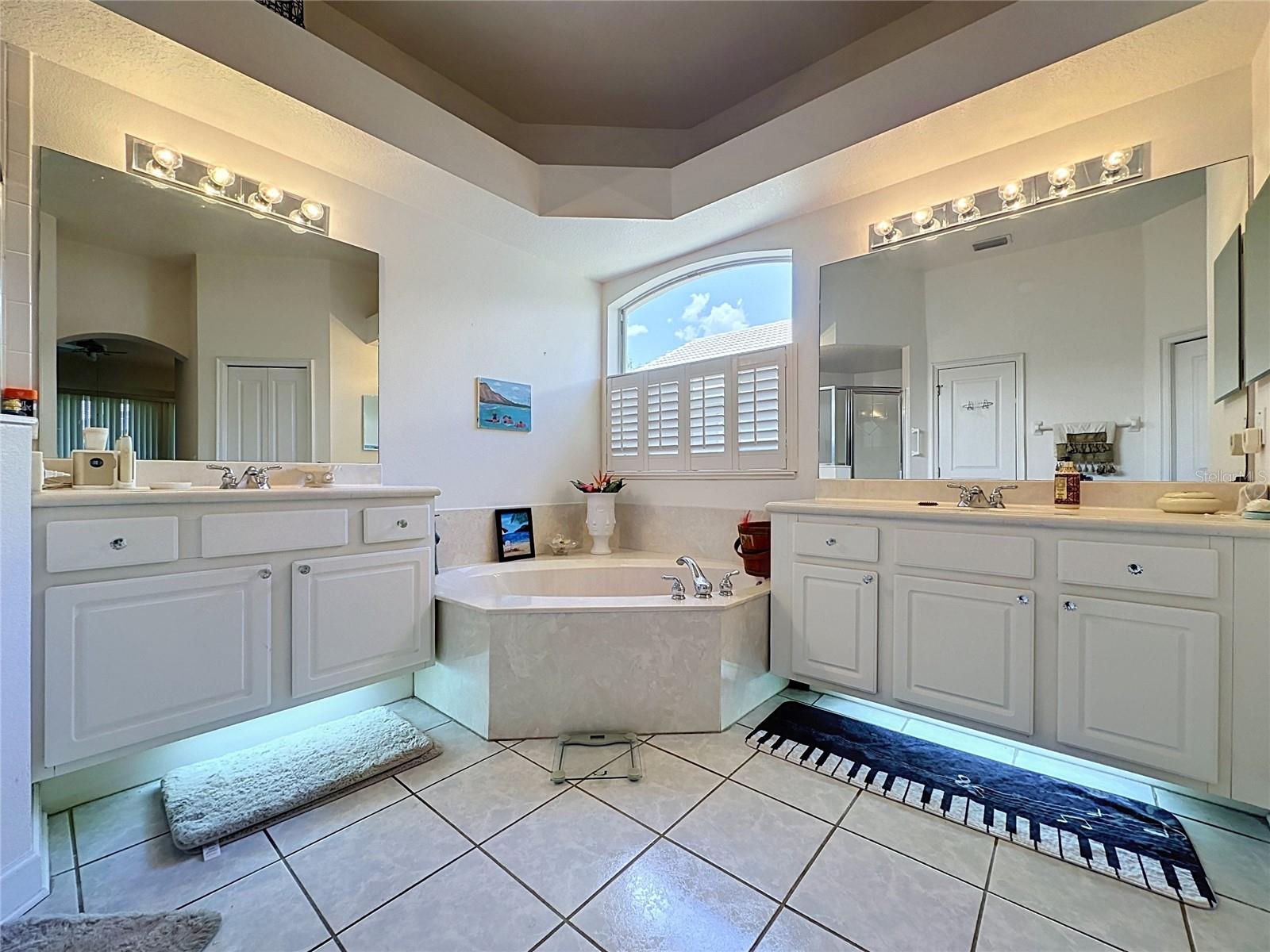 KINGS RIDGE - Residential