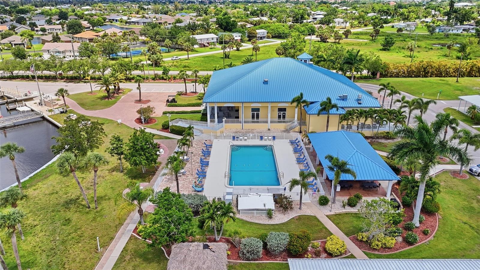 WINDMILL VILLAGE - Residential